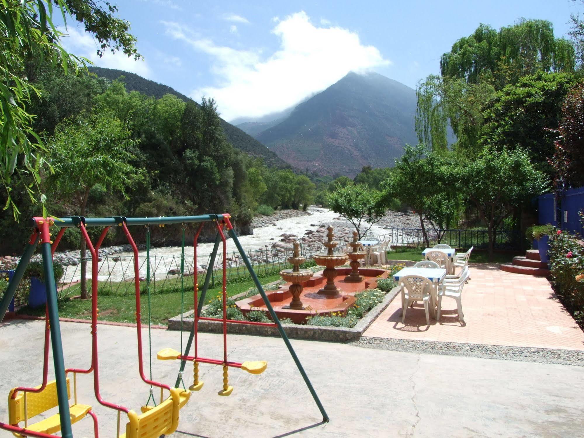Top Ourika Aghbalou Bagian luar foto